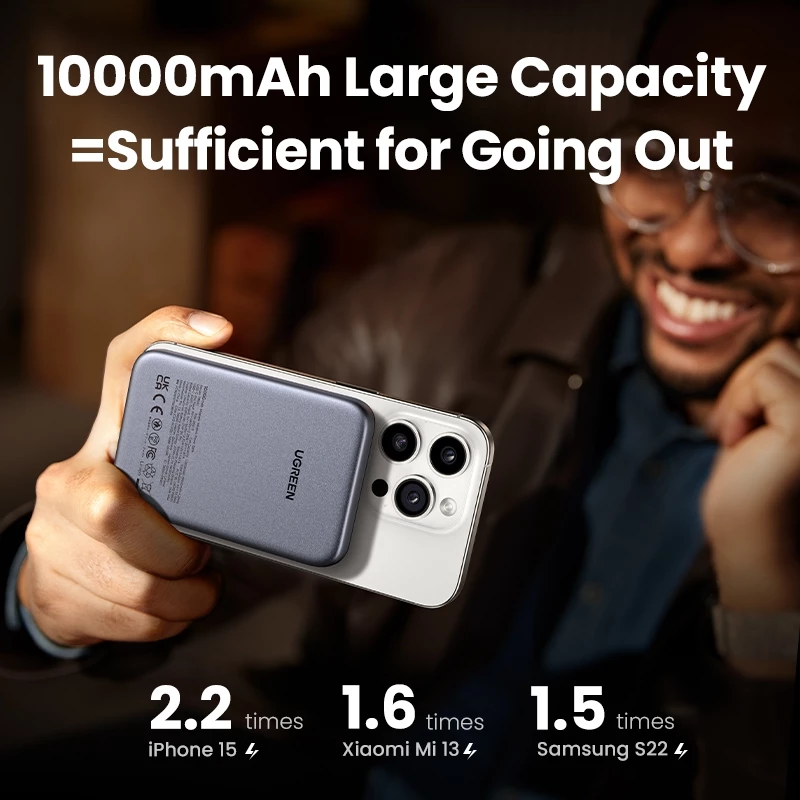 UGREEN magnetic power bank lifestyle image